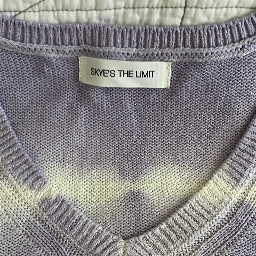 Skye’s the Limit Lavender and White Tie-Dye V-Neck Sweater - Picture 2 of 3
